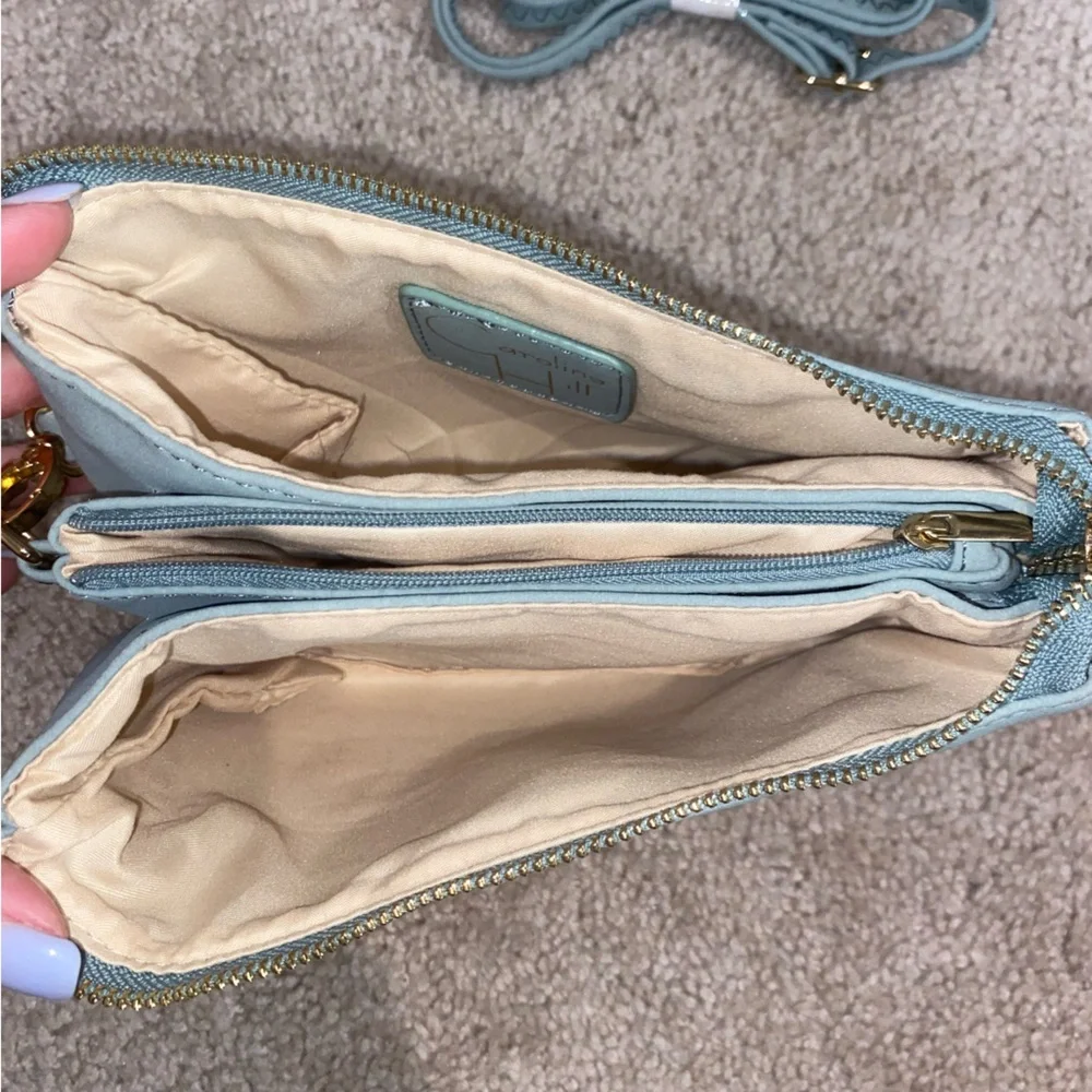 Caroline Hill small mint green purse. - Picture 2 of 3